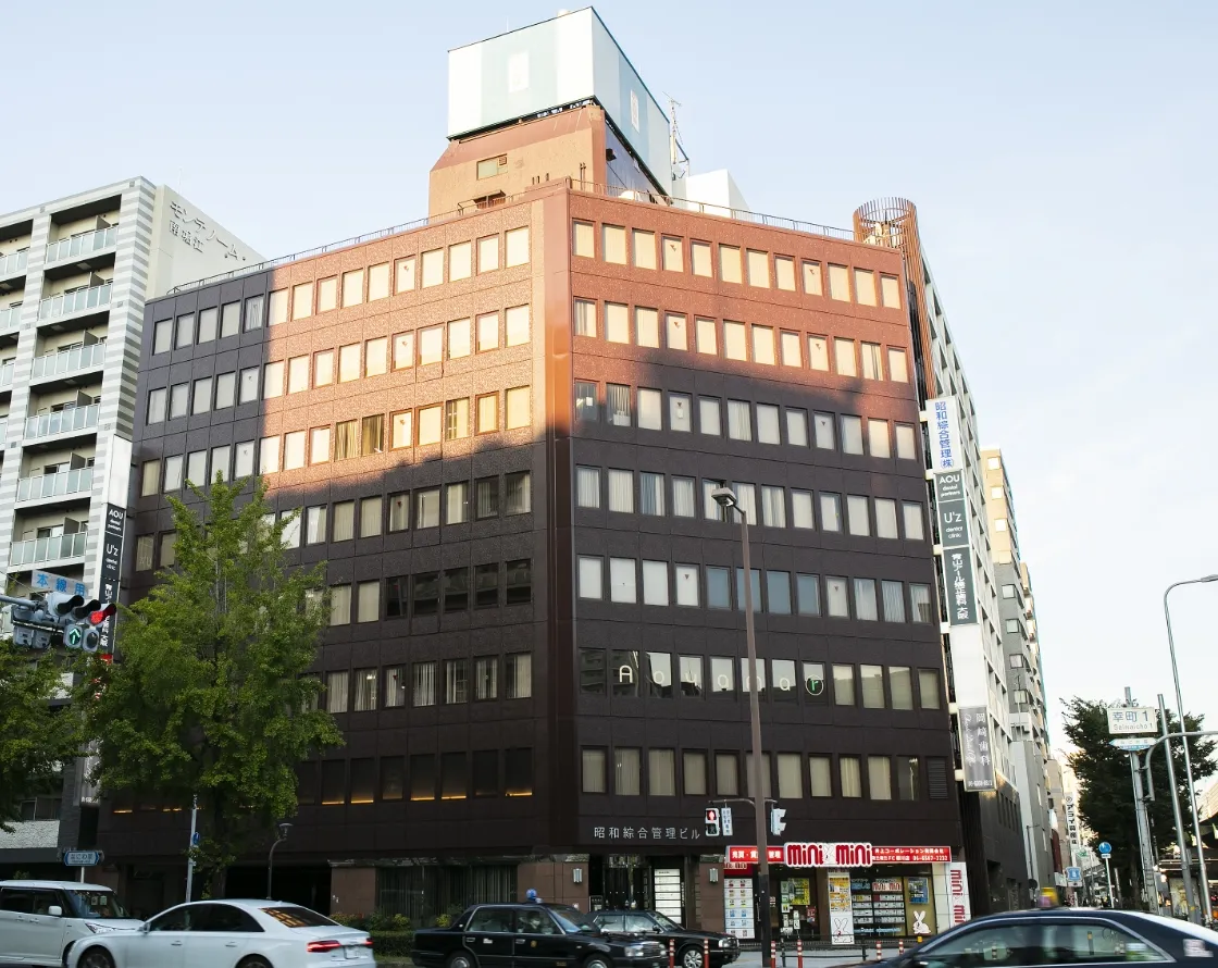 「人生100年時代」といわれる中、生涯にわたりお口の健康を維持するために